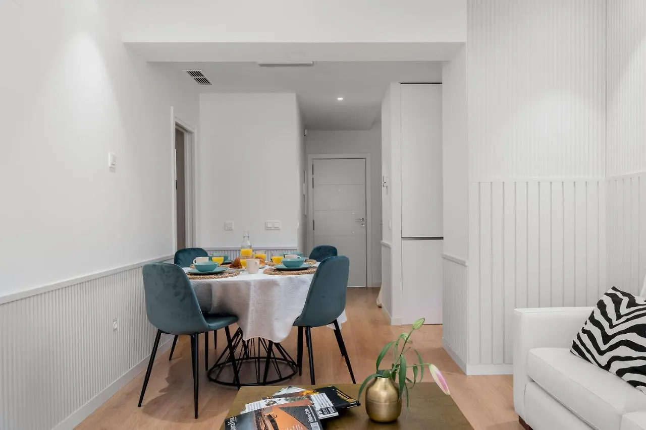 Apartment Atico Plaza Del Teatro 3 Habitaciones Malaga Spain